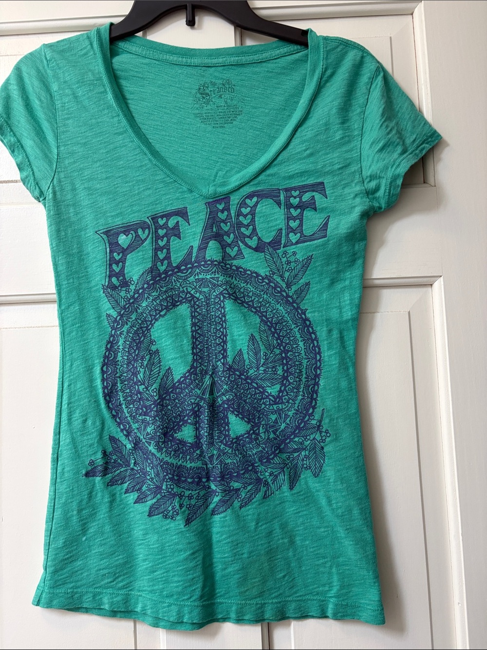 Xhilaration Teal Short-Sleeve V-Neck Peace Graphic Tee